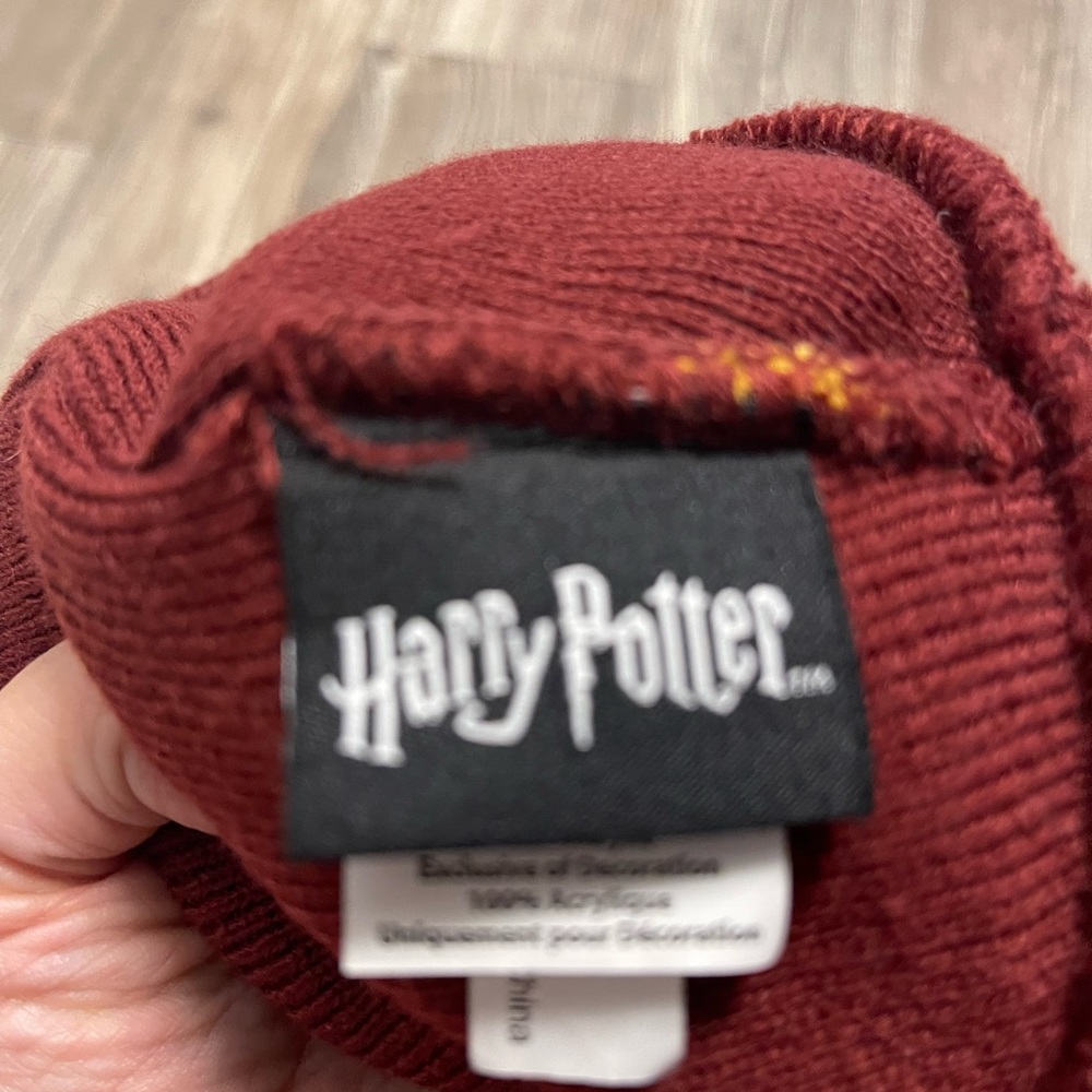 Harry Porter Gryffindor Beanie #1 - image 3
